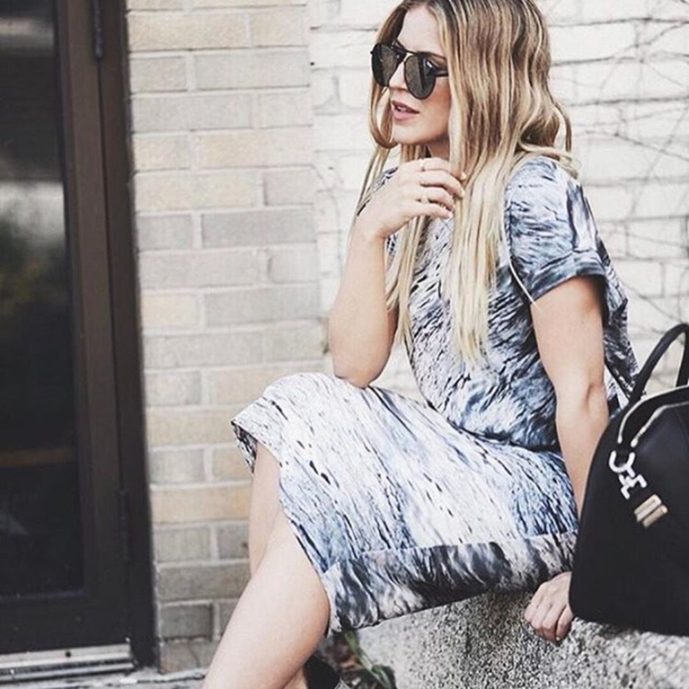 🌹3/$35 Monsoon Drape Front Midi Dress